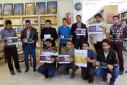 اعضا و کارکنان کتابخانه امام علی یزد به کمپین عشاق محمد(ص) پیوستند+تصاویر
