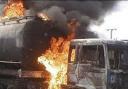 آتش‌سوزی یک تانکر سوخت در پاکستان با ۱۲۰ کشته +عکس