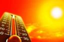 افزايش دما و تداوم گرما در استان يزد/ يزدي‌ها دماي 44 درجه را تجربه مي كنند