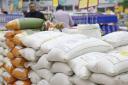 توزیع 600 تن برنج در بازار شب عید استان یزد آغاز شد