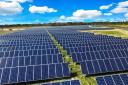 افتتاح نیروگاه خورشیدی ۱۰ مگاواتی غدیر کوشک در بافق