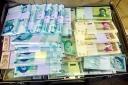 374 میلیارد ریال اسکناس نو در شعب بانک‌های استان یزد توزیع شد